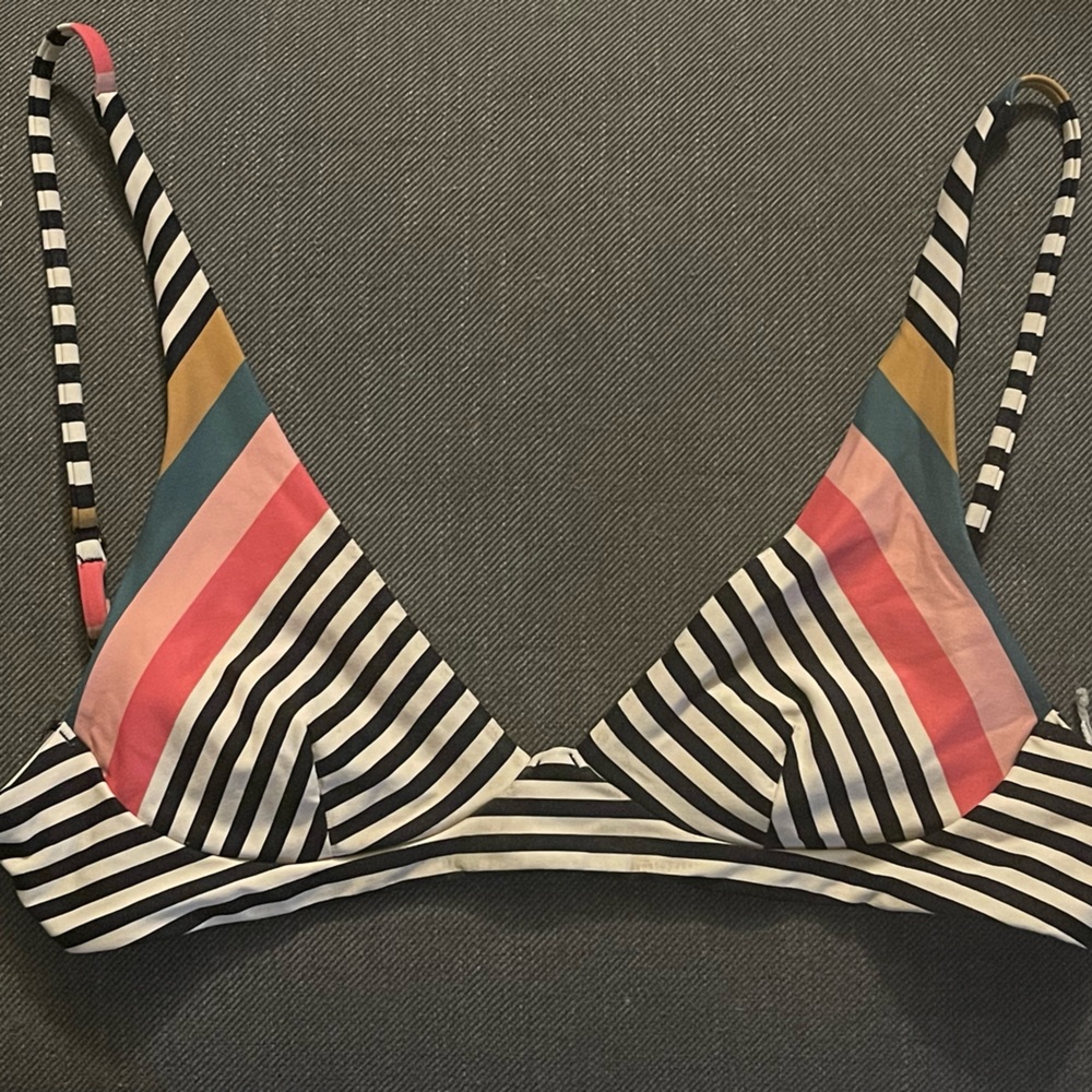RipCurl bathing suit striped top